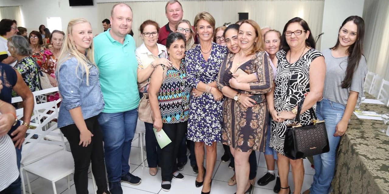 Encontro em Irati discute políticas para a pessoa idosa