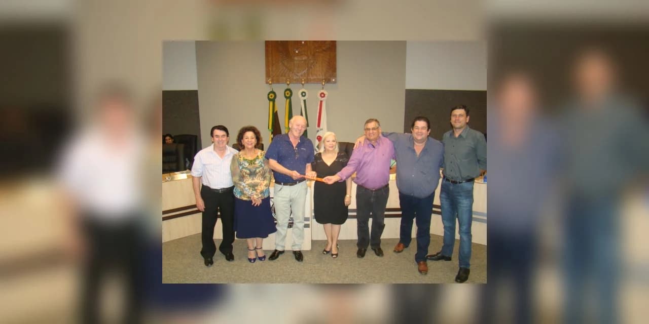 Dona Conceição Gemin e Francisco Stroparo recebem homenagens