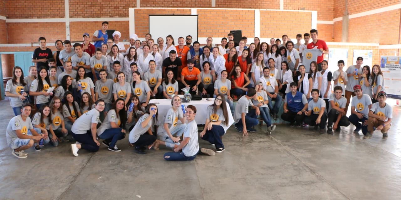 Dia do Jovem: Guairacá apresenta seus cursos na feira de profissões em Guamiranga.