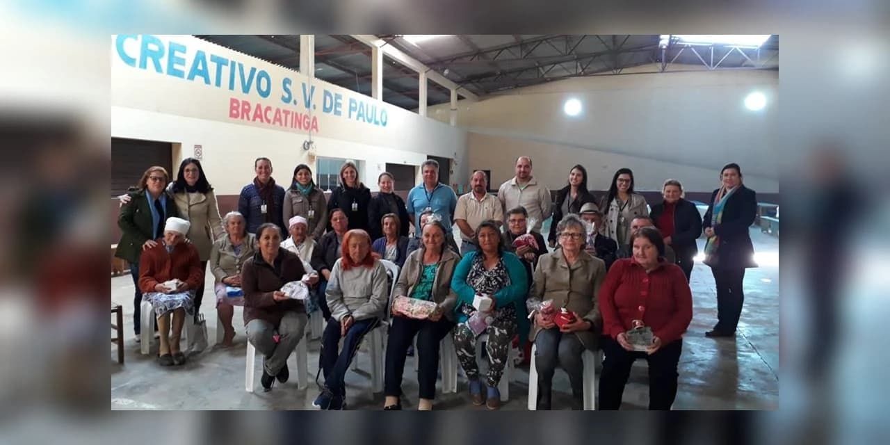 Dia da Pessoa Idosa é realizado na comunidade de Bracatinga.