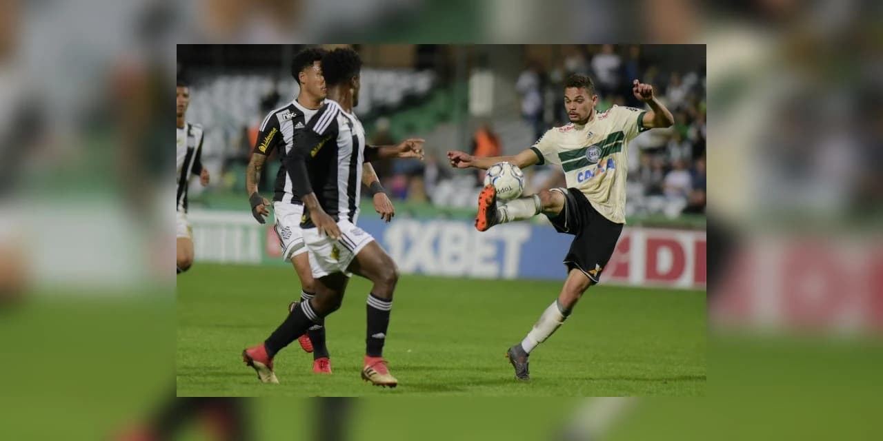 Coritiba empata e deixa G4 da série B
