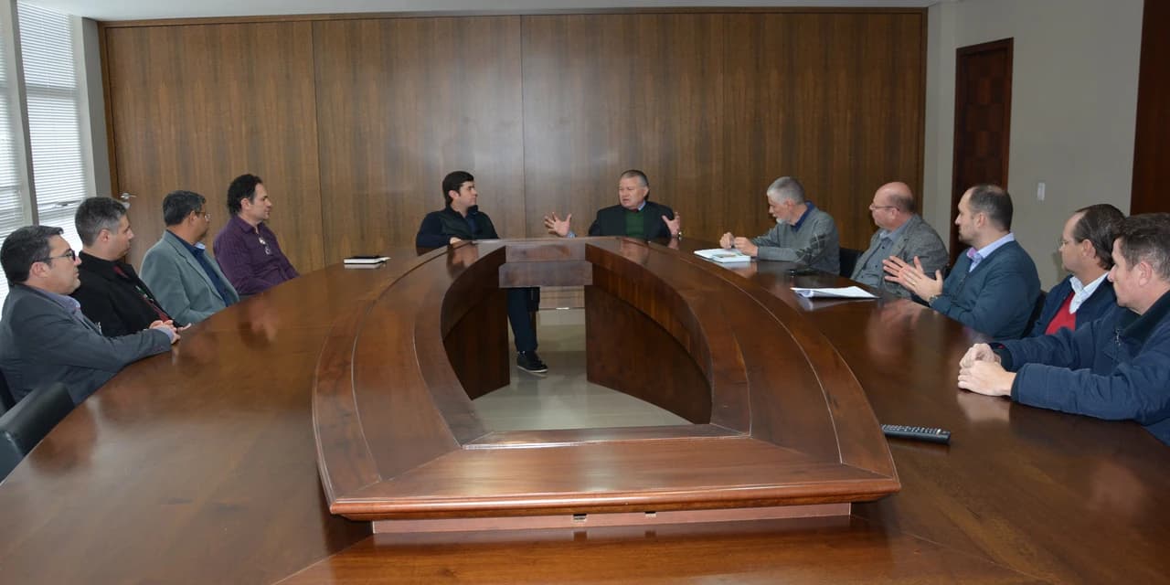 Reunião discute instalação da Casa de Custódia de Guarapuava