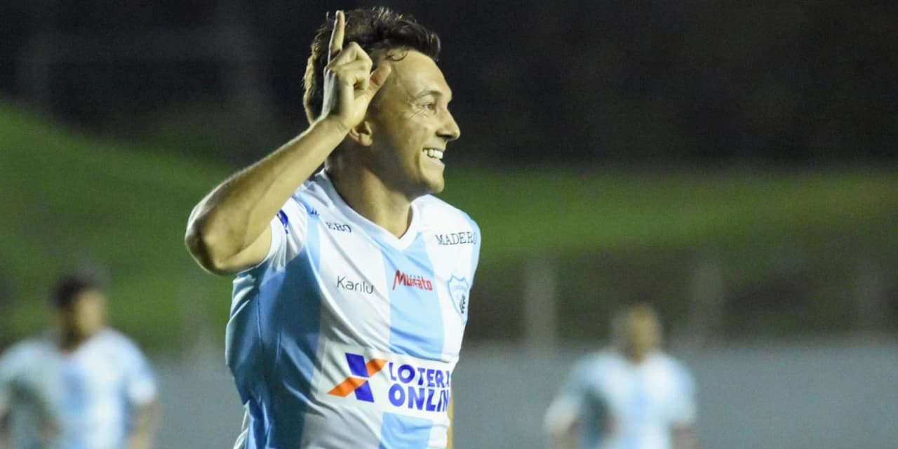 Com três de Dagoberto, Londrina goleia e se afasta da degola