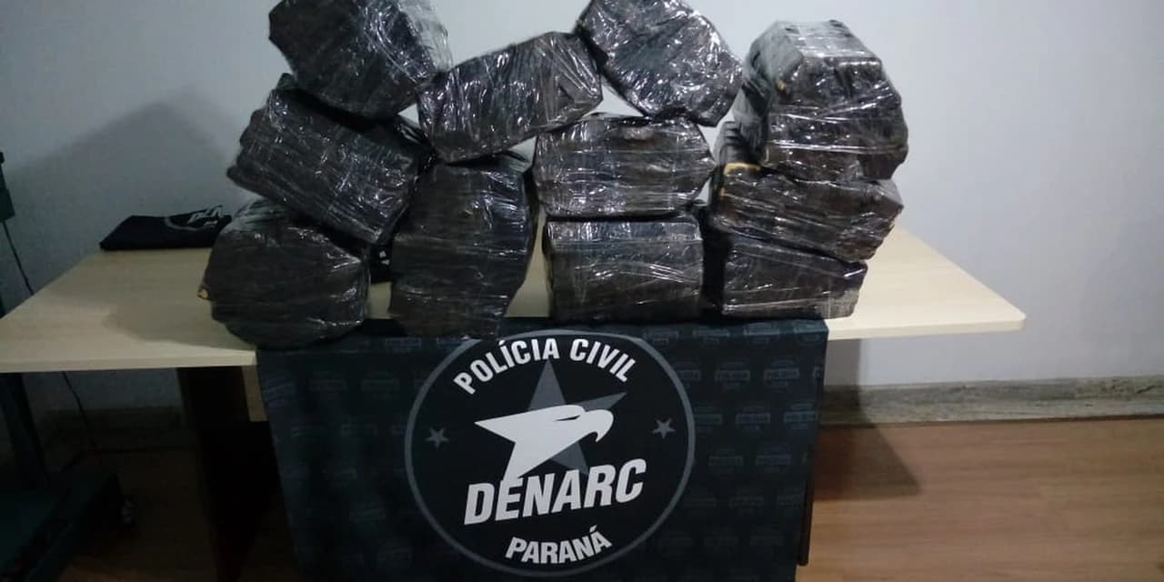 Homem é preso com mais de 200 quilos de maconha escondidos em carro roubado em Céu Azul