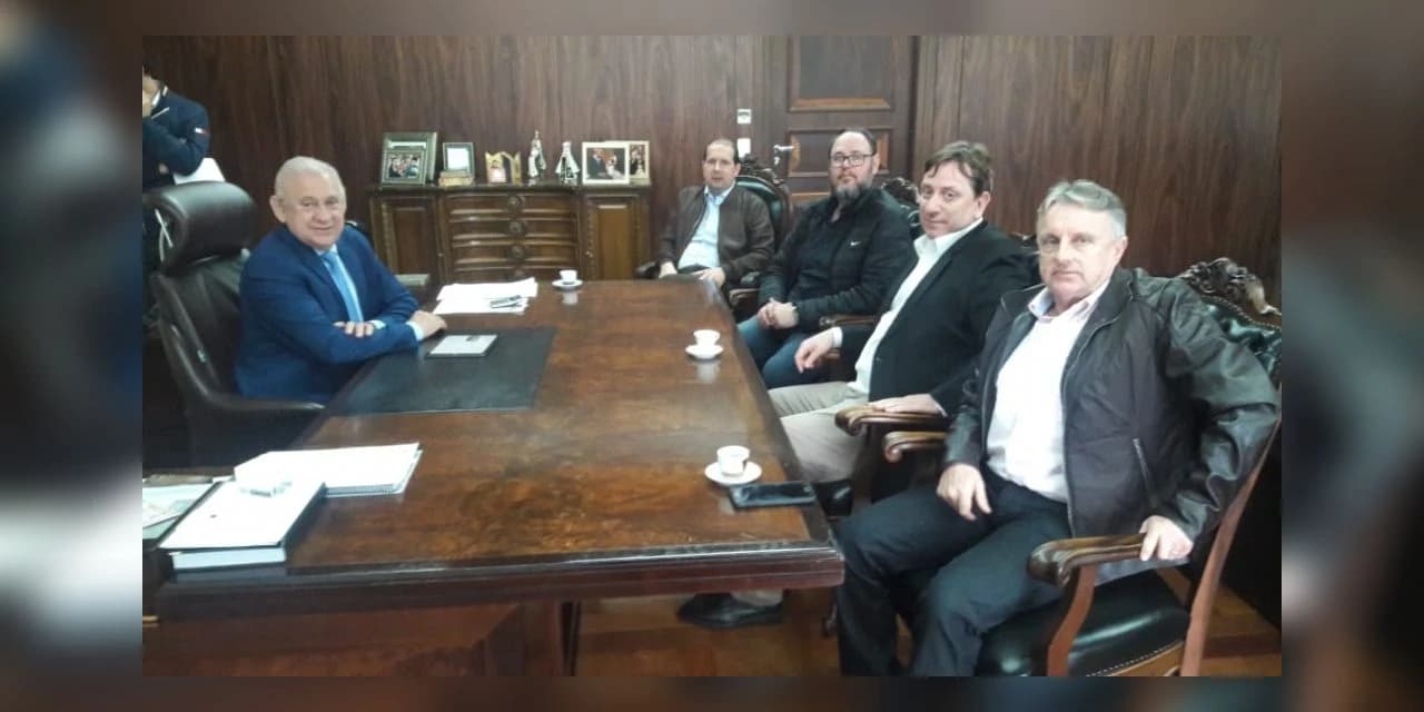 Traiano reconhece liderança de Adelmo