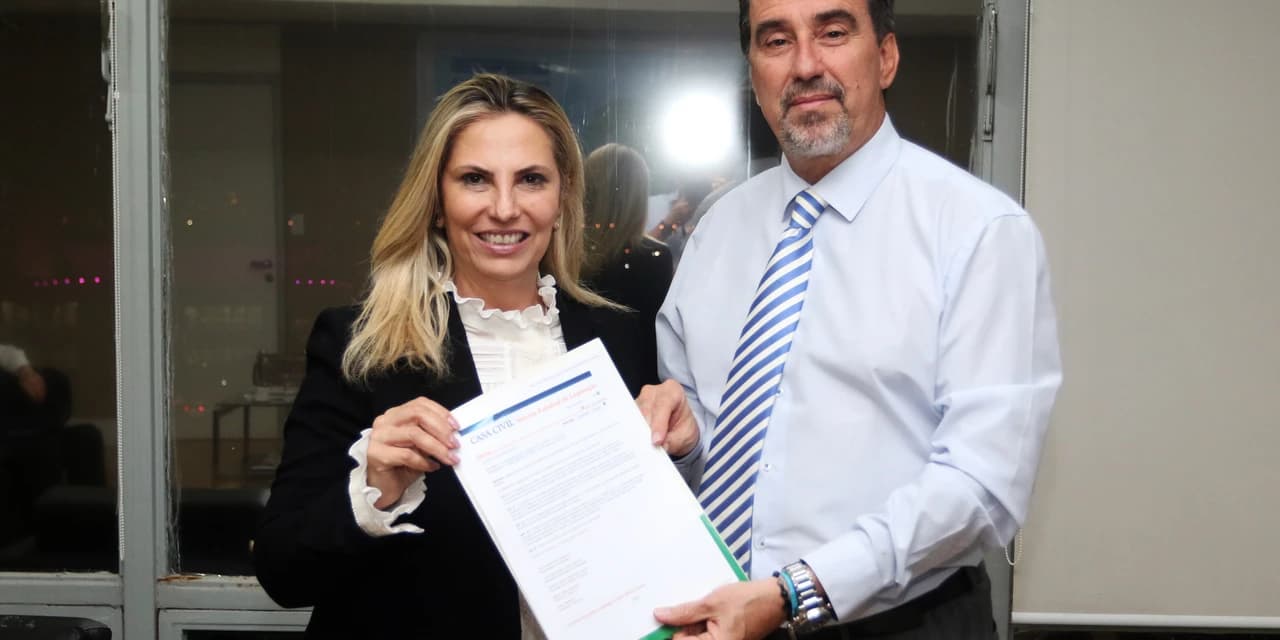 Lei que vincula matrícula à vacina pode servir de exemplo ao País