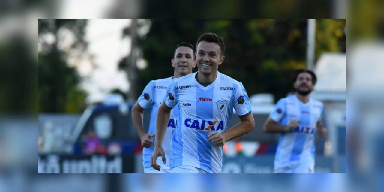 Dagoberto faz dois, Londrina goleia Criciúma e cola no G4 da Série B