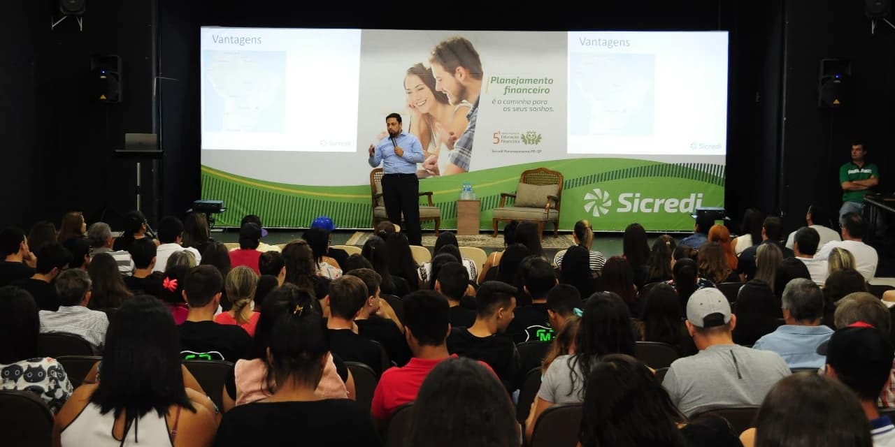 Sicredi intensifica participação na 6ª Semana Nacional de Educação Financeira