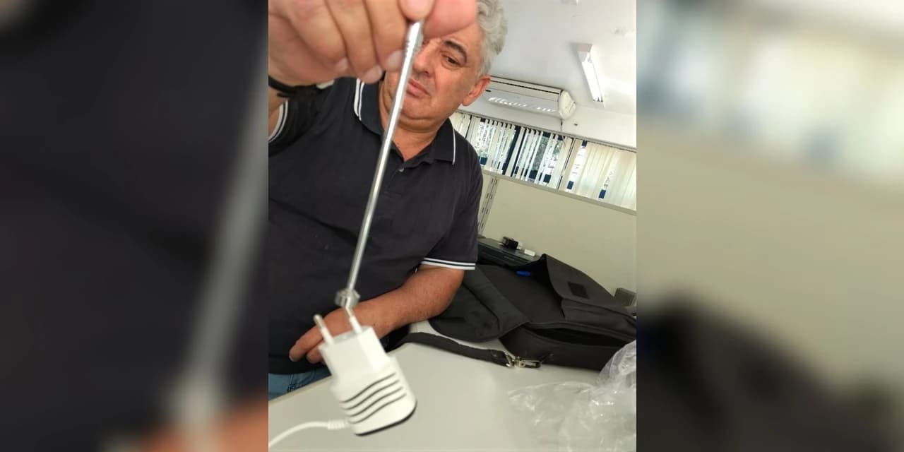 IPEM-PR apreende carregadores de celular que colocam em risco a saúde e a segurança