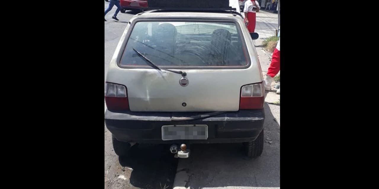 Polícia de SP apreende carro com R$ 54 milhões em multas
