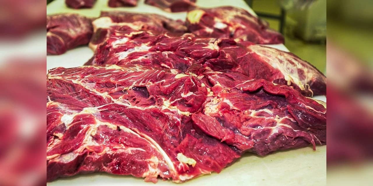 Preço da carne cai para o consumidor, diz Ministério da Agricultura