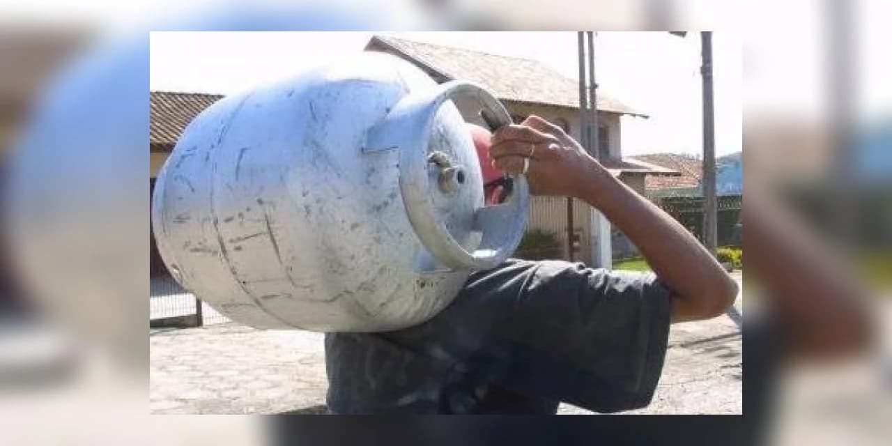 Em Prudentópolis individuo é flagrado levando botijão de gás furtado