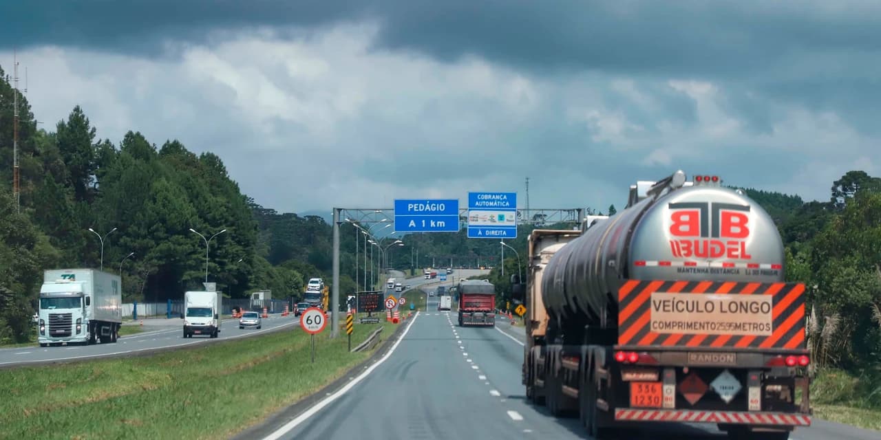 Governo do Paraná reforça cuidados e apoio aos caminhoneiros