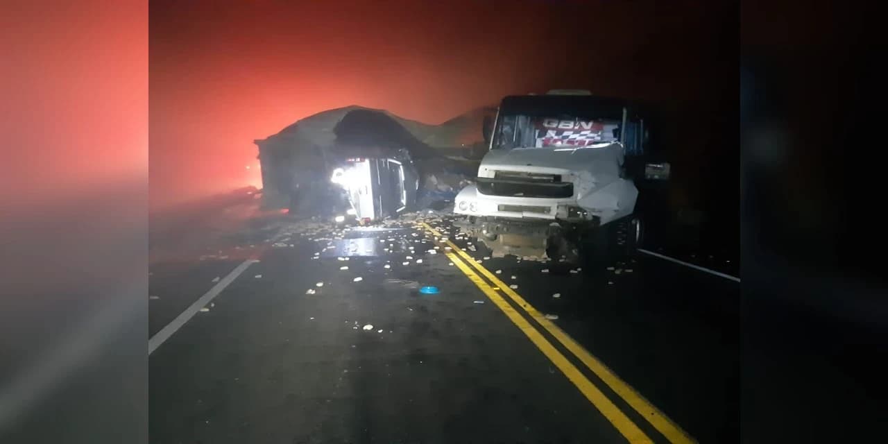 PRF atende grave acidente com duas vitimas fatais na BR 277 em Teixeira Soares