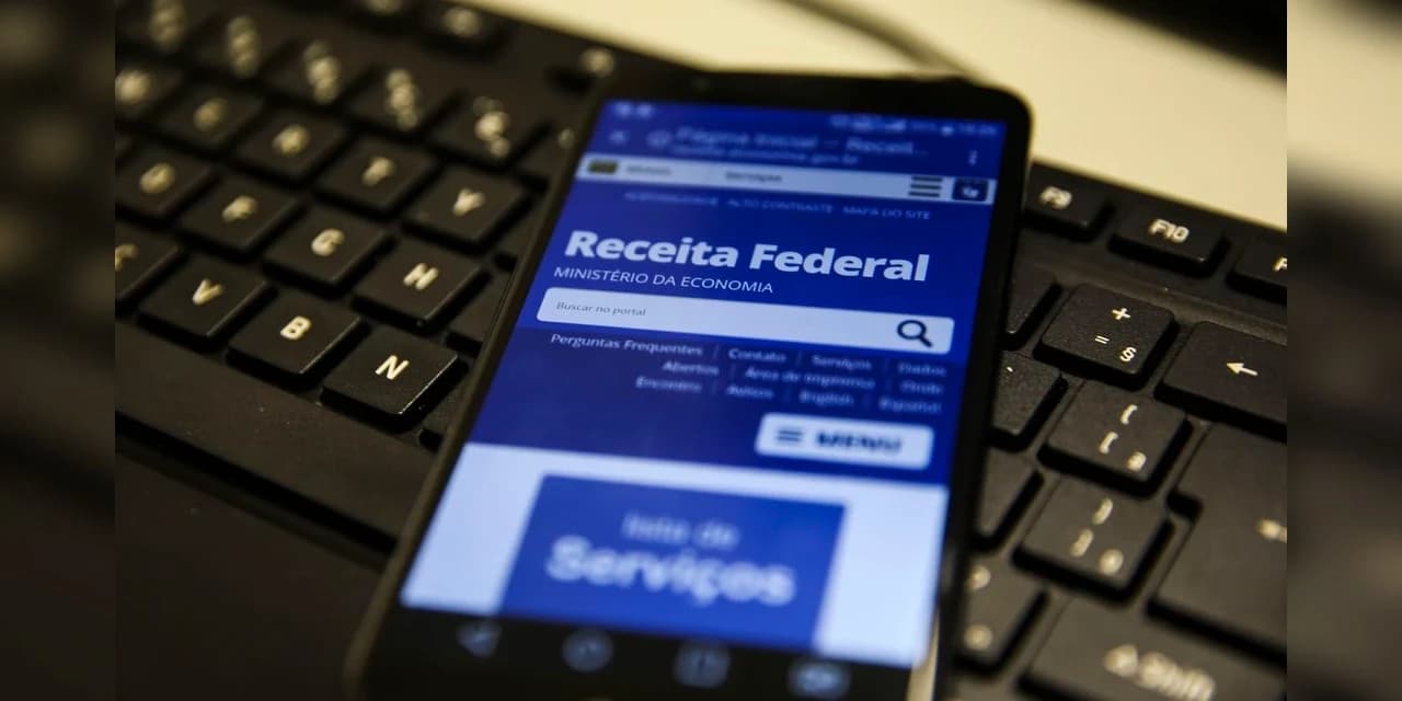 Governo prorroga prazo de entrega da declaração do IR por dois meses