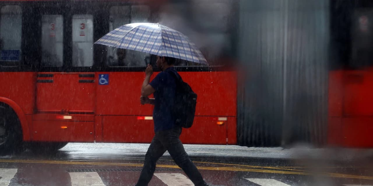 Maio teve mais chuva, mas Paraná mantém emergência hídrica