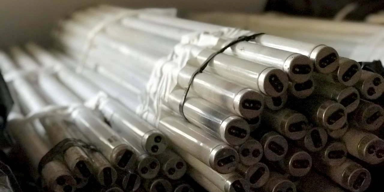 Paraná recolhe 1,5 milhão de lâmpadas fluorescentes.