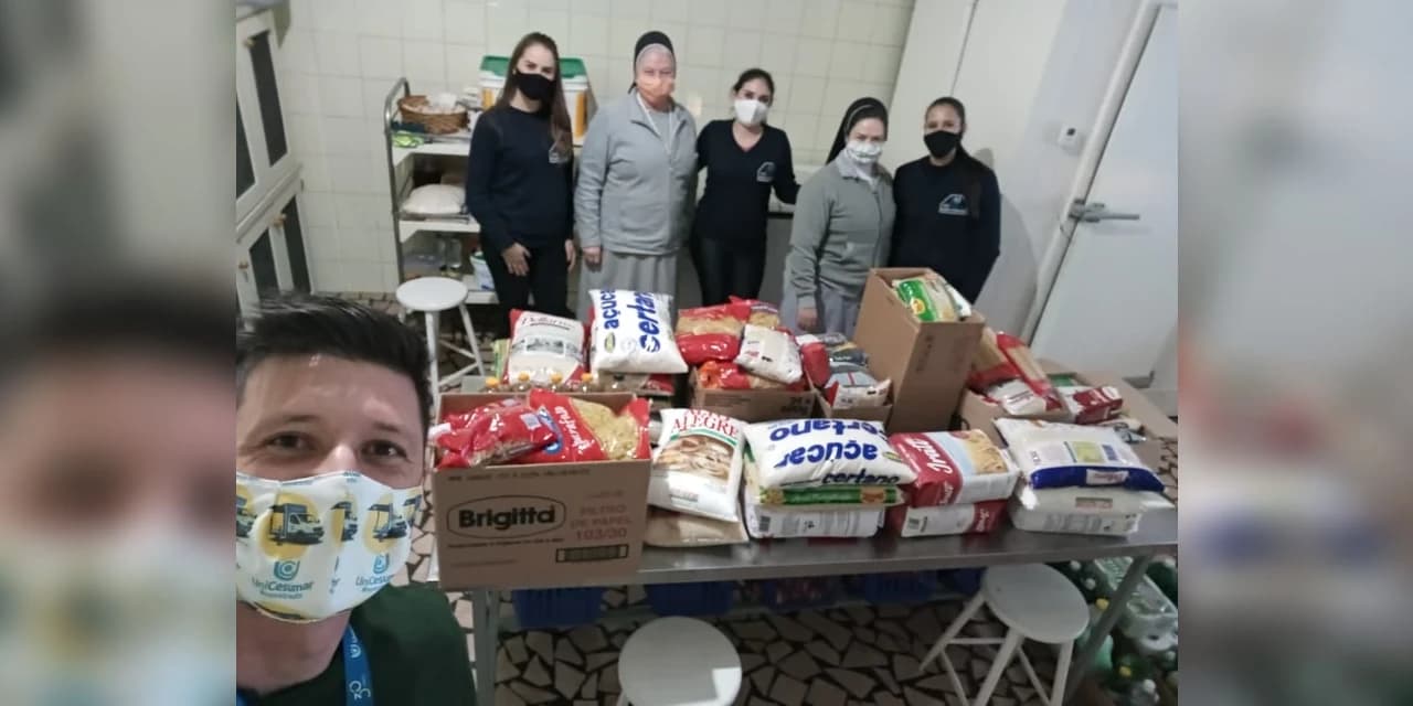 UniCesumar entrega alimentos aos hospitais em Prudentópolis.