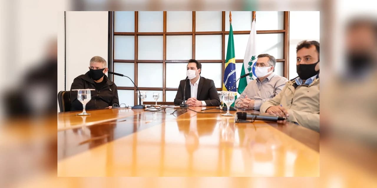 Secretaria de Saúde orienta volta do futebol profissional no Paraná