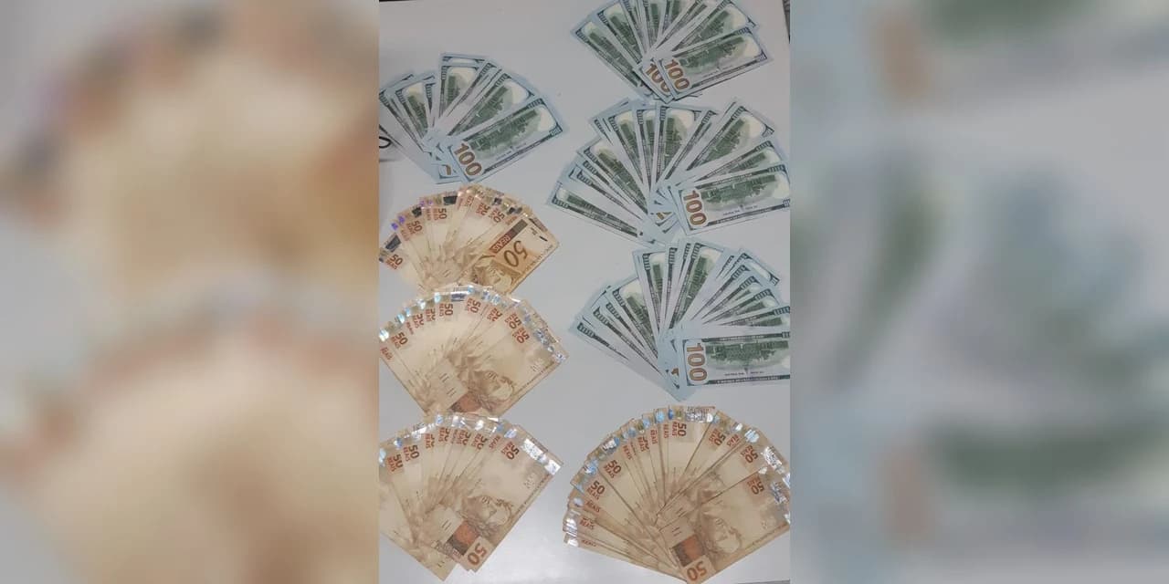 PRF apreende R$ 56 mil reais escondidos no console de uma SUV em Irati