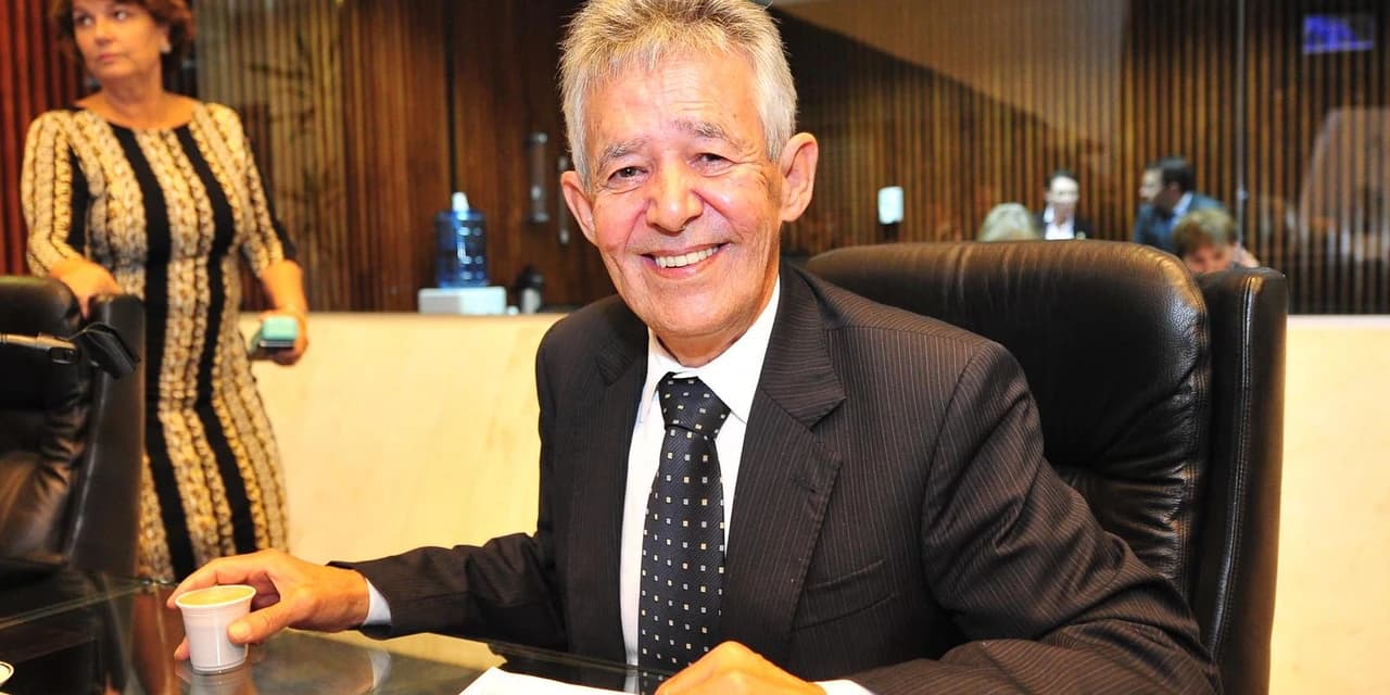 Aprovado projeto de Martins que cria “Semana Estadual do Rádio” no Paraná.