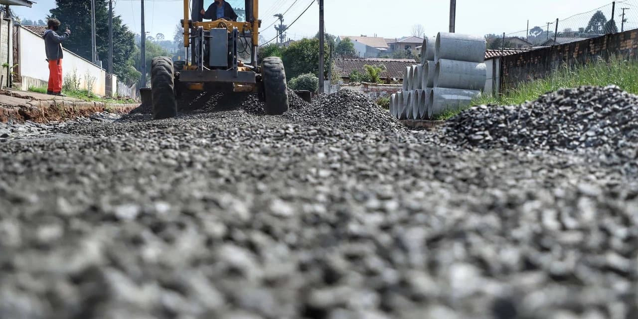 Revitalização de ruas garante mais conforto aos moradores de Mallet.