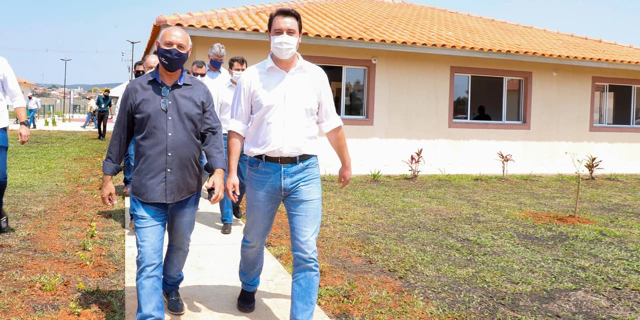 Governador entrega primeiro condomínio exclusivo para idosos.