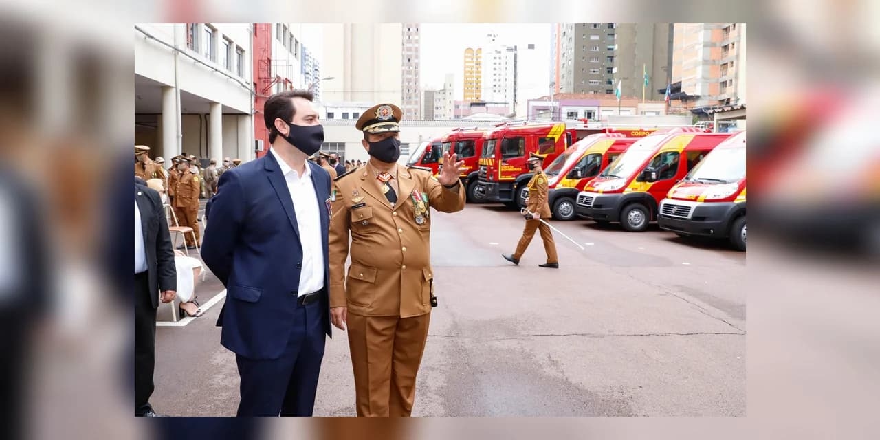 Governador entrega 15 novas viaturas para o Corpo de Bombeiros.