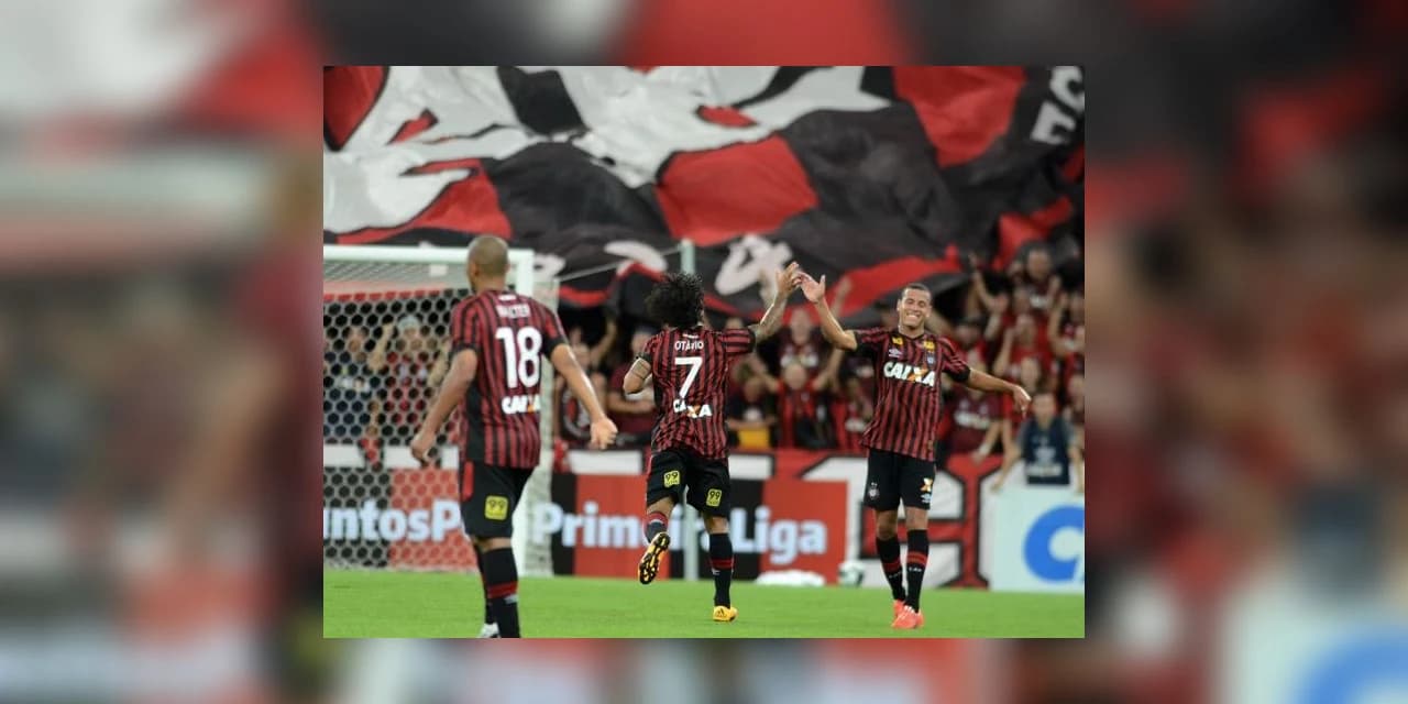 Athletico luta até o fim, empata com o River Plate e decide a vaga na Argentina.