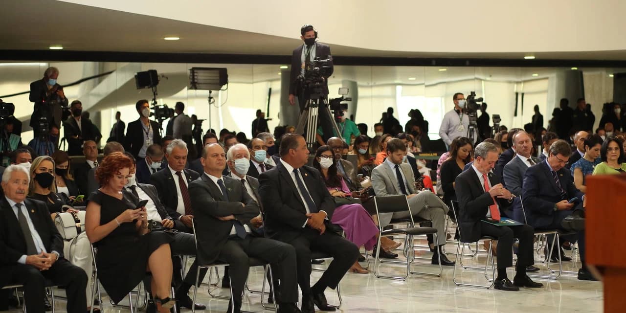 Melhorias no programa Casa Verde e Amarela vão beneficiar milhares de famílias paranaenses