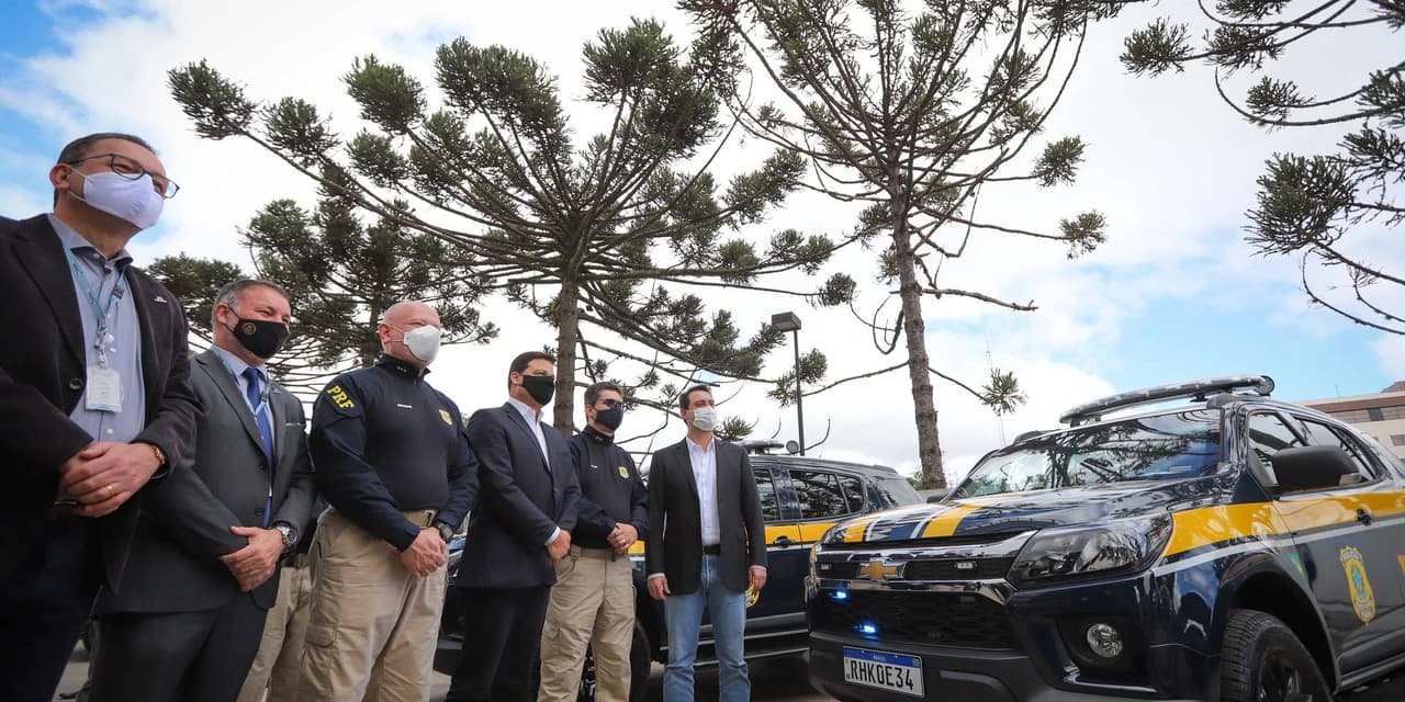 Governador entrega 30 novas viaturas para melhorar a fiscalização das rodovias
