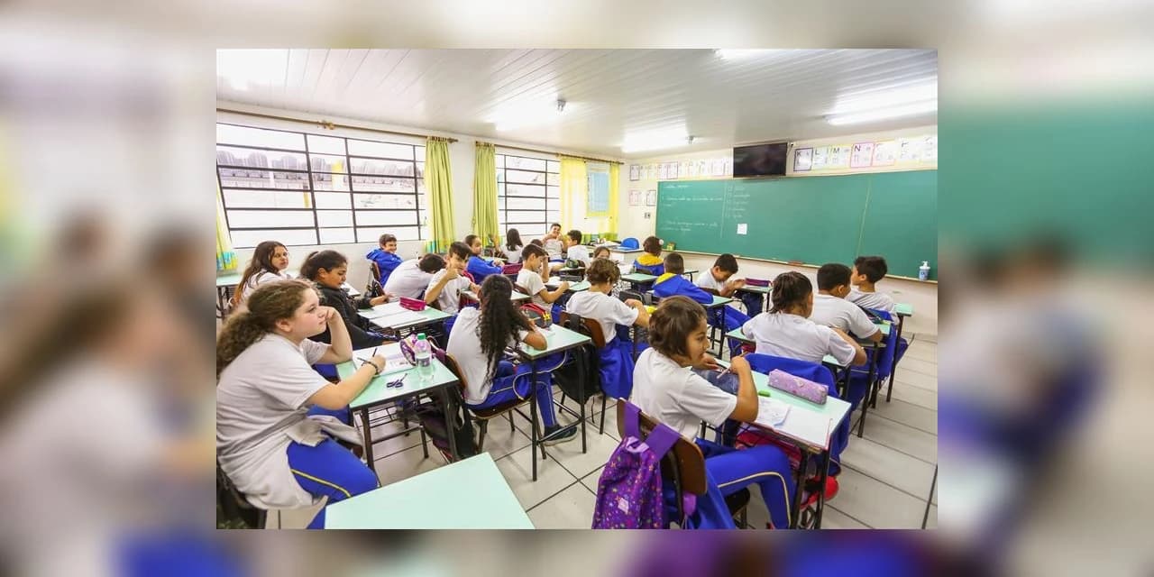 Escolas municipais devem retornar com 70% da capacidade dos alunos nas salas de aula
