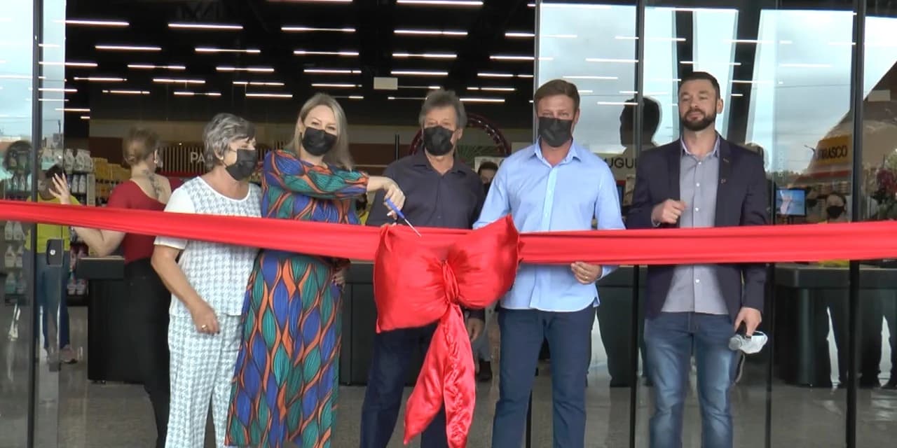 TV NOSSA GENTE: Com investimento de R$ 10 milhões Larissa inaugura novo supermercado em Guamiranga