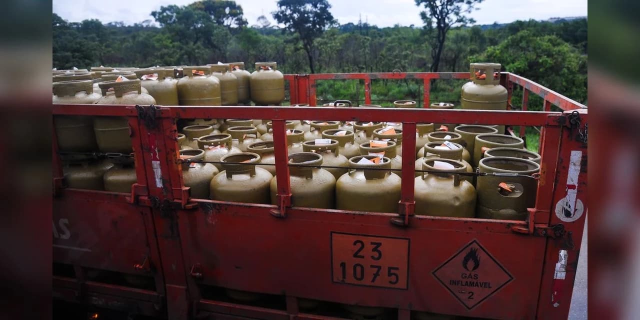 Vale-gás deve começar a ser pago em dezembro