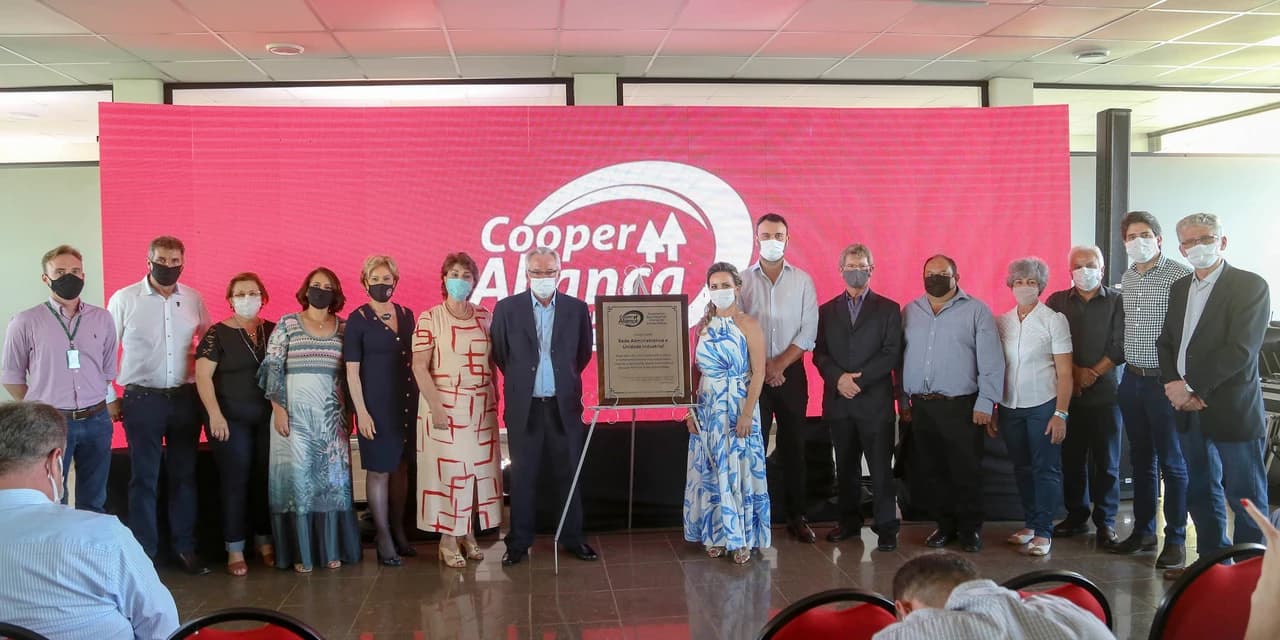 Com apoio do Estado, CooperAliança inaugura frigorífico de R$ 83 milhões em Guarapuava