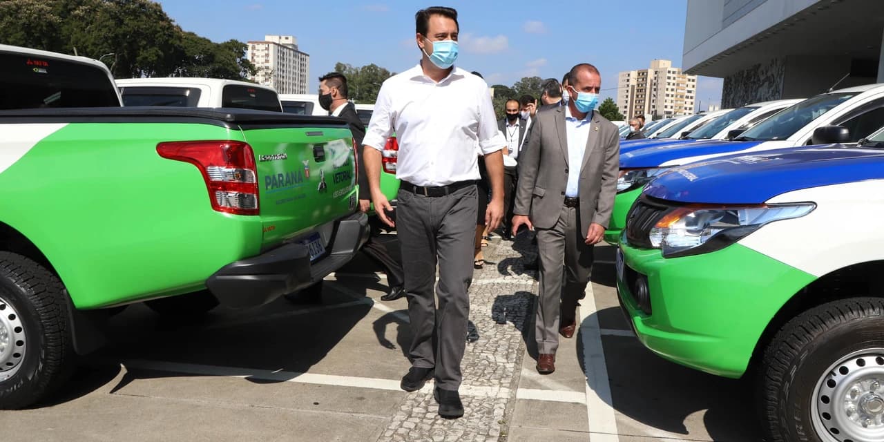 Governador entrega 42 caminhonetes para reforçar trabalho de vigilância ambiental