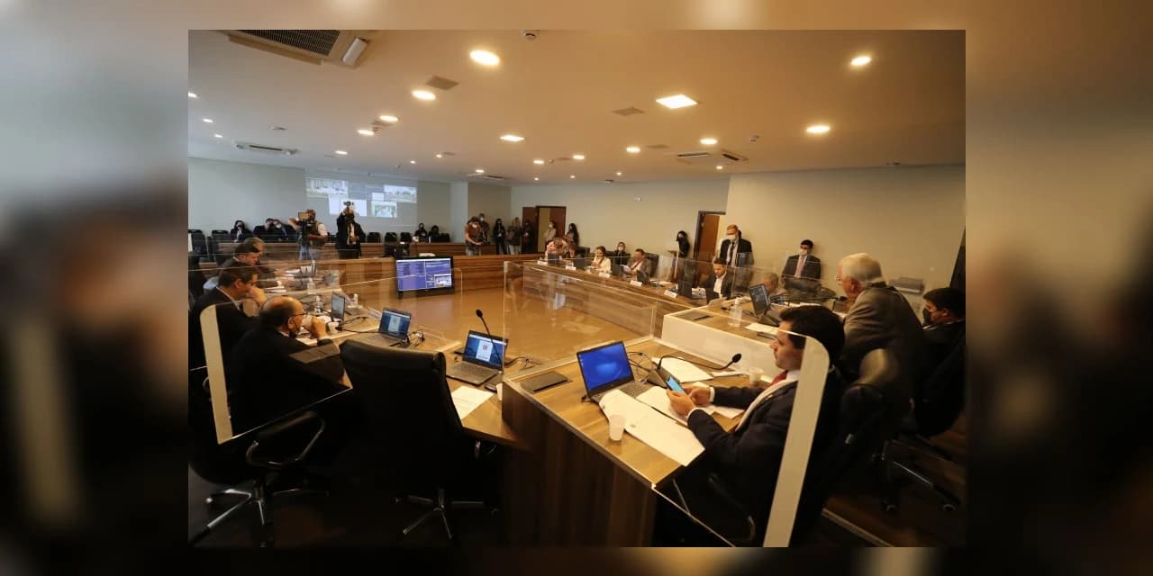 Proposta de flexibilização do uso de máscara no Paraná segue para votação em plenário