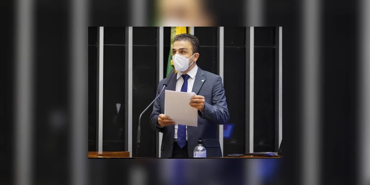 Aliel destaca aprovação de urgência para piso da enfermagem