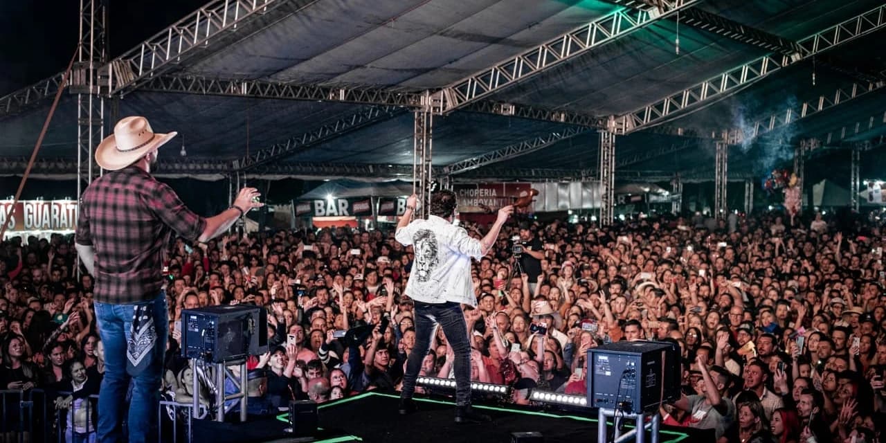 Show de Fernando e Sorocaba marcou aniversário de 151 anos de Imbituva