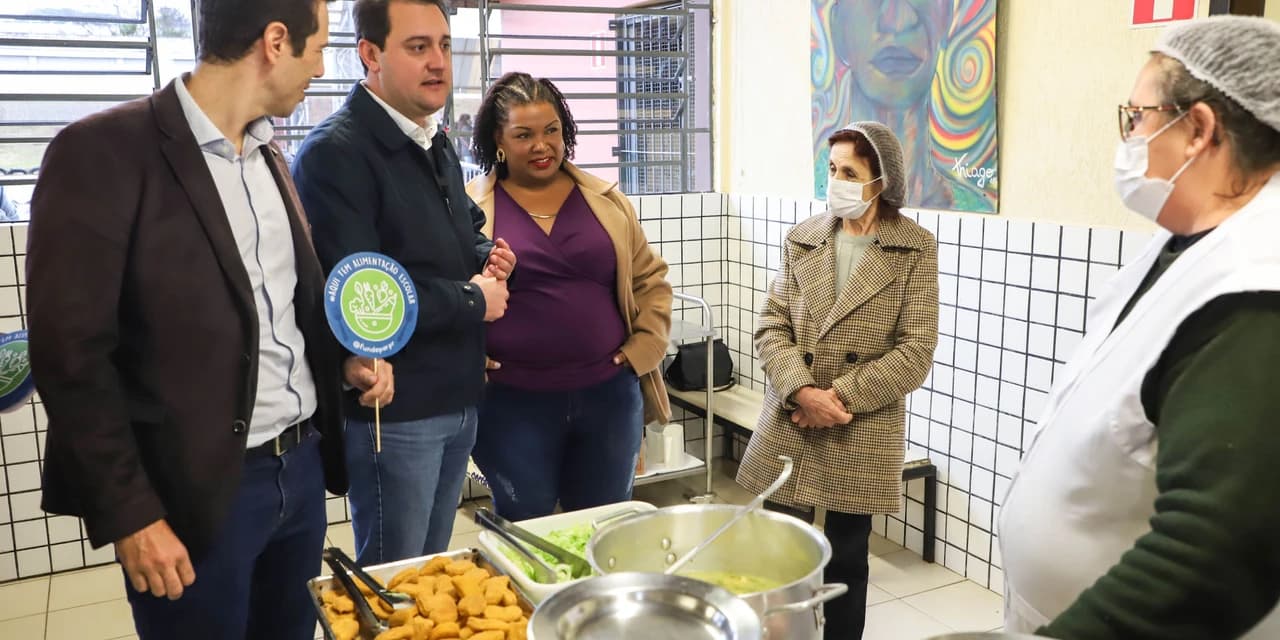 Governador anuncia três refeições por dia em todos os colégios da rede estadual