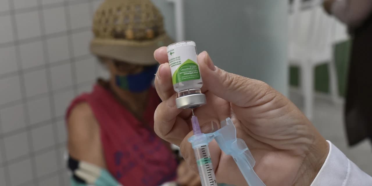 Na reta final da campanha, Saúde alerta população para vacinação contra gripe e sarampo