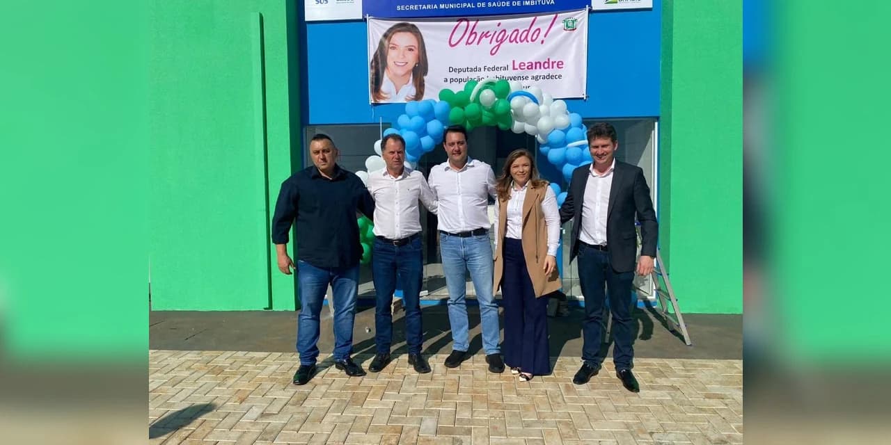 Em Imbituva, Leandre e Ratinho visitam nova unidade de saúde