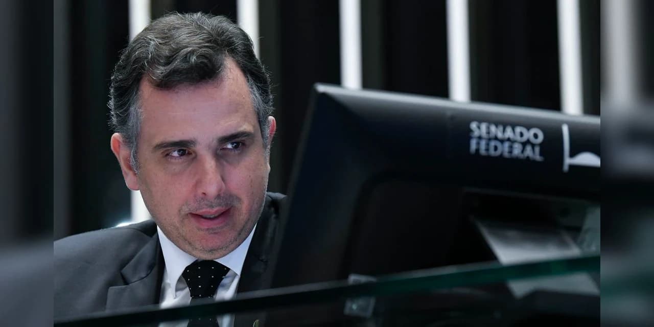 Senador Pacheco reúne líderes para viabilizar piso da enfermagem