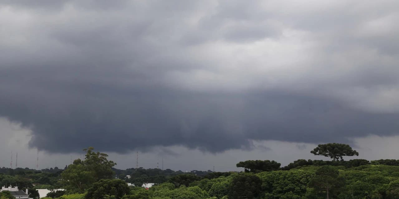 Semana será chuvosa no Paraná, mas com volume menor do que a anterior