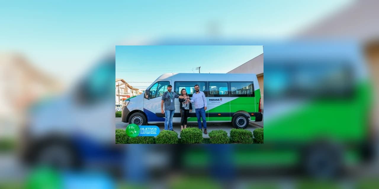 Secretaria Municipal de Saúde de Turvo recebe nova van para transporte de pacientes