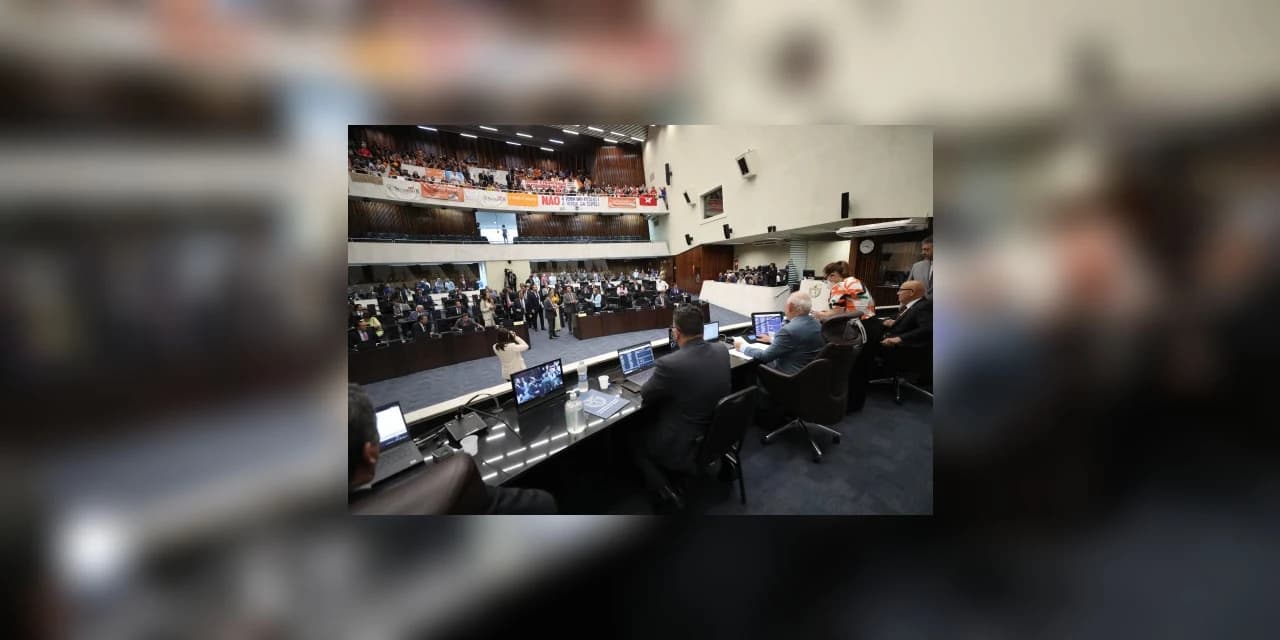Projeto que trata da venda de ações da Copel é aprovado em 1º turno
