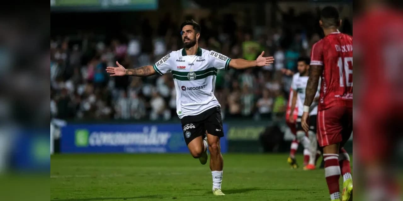 Coritiba sofre no primeiro tempo, mas vence o Rio Branco