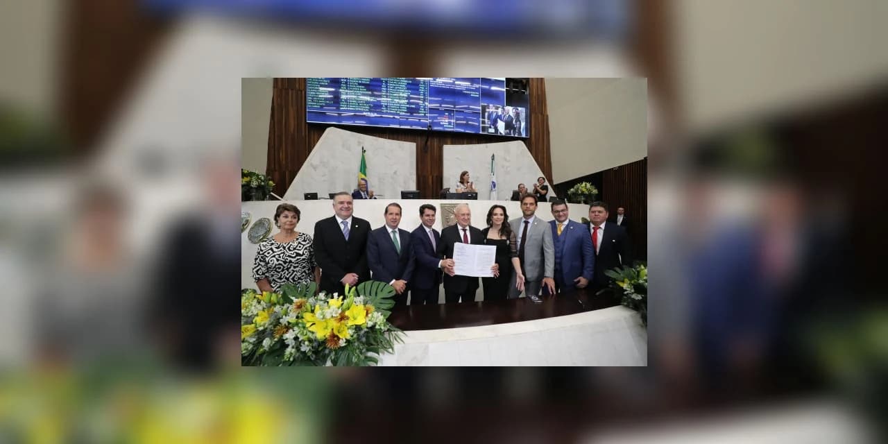 Parlamentares reconduzem Traiano à presidência da Assembleia