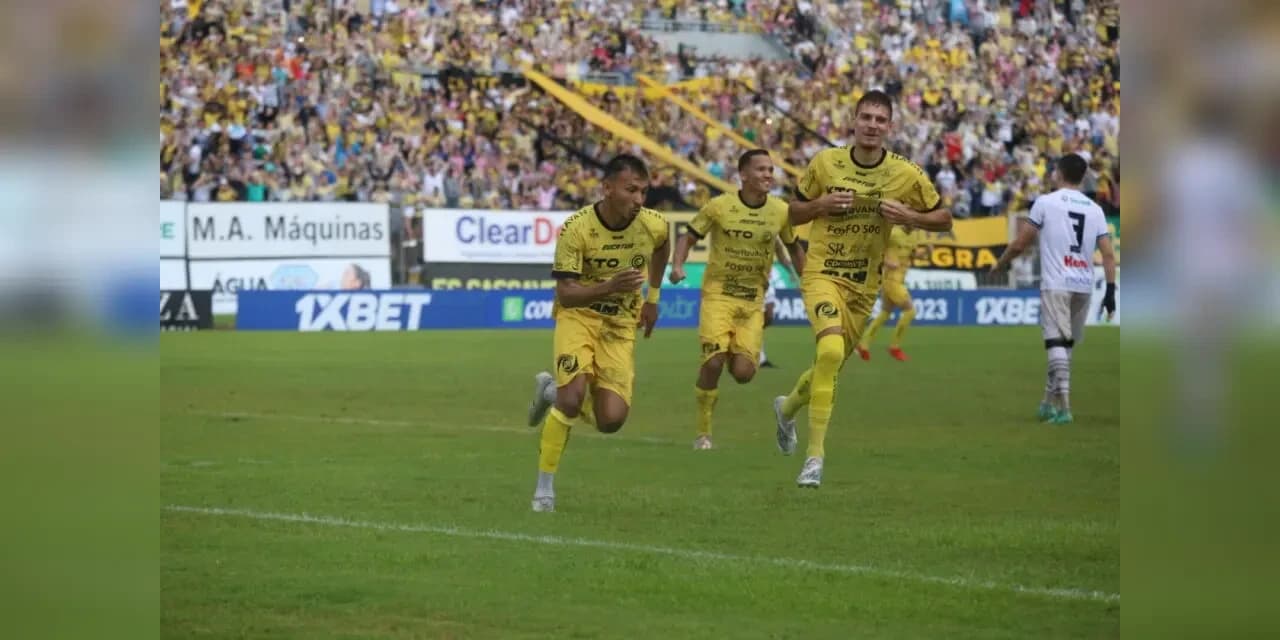 Cascavel vence o Operário e larga na semifinal em vantagem