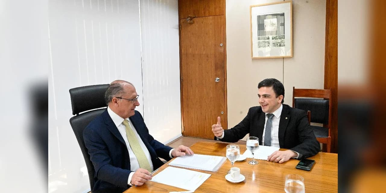 Geraldo Alckmin recebe deputado Aliel no Palácio do Planalto